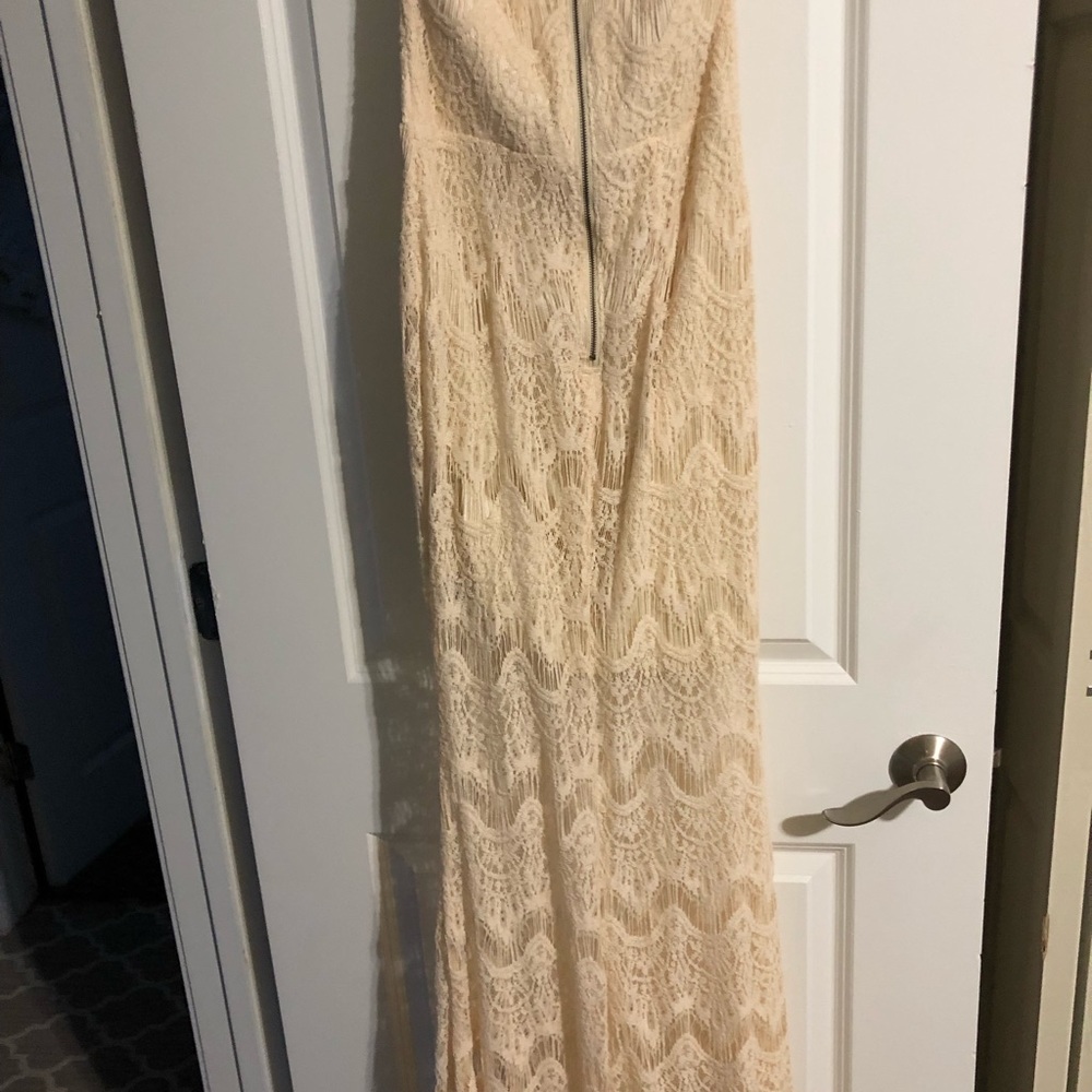 Beautiful lace beachy dress